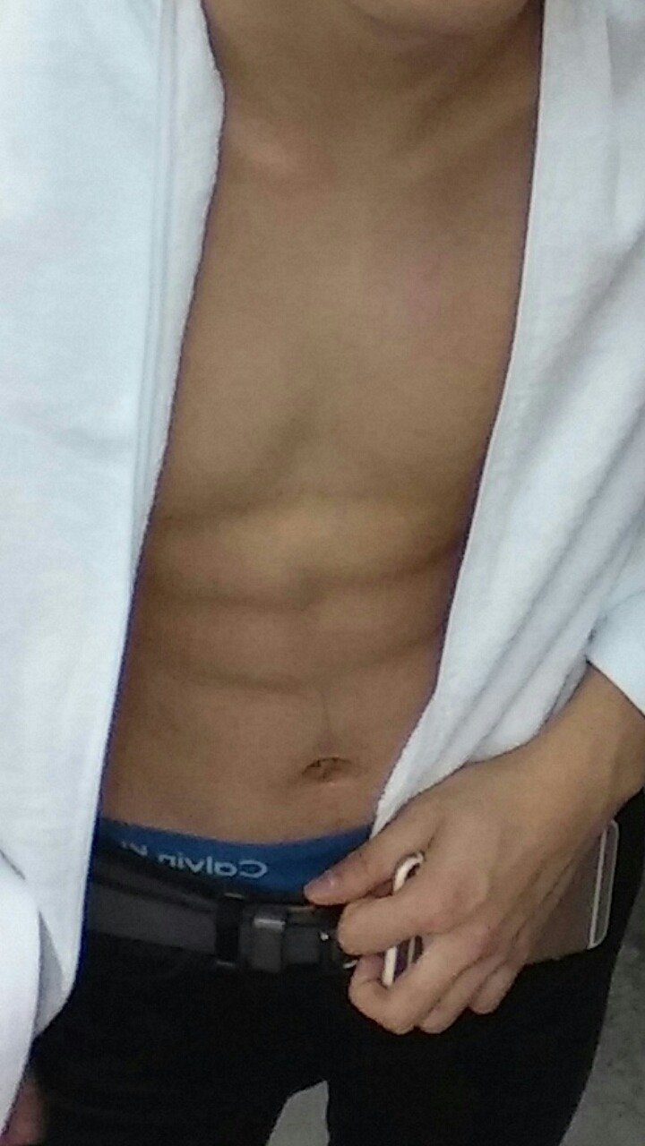 Cpefa13UAAEkfLa.jpg:large