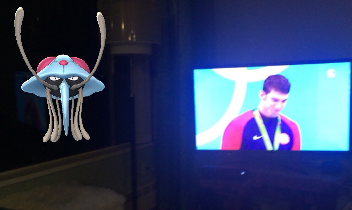 LeahHoyer's tweet photo. So, the water #Pokemon showed for the medal ceremony.  #MichaelPhelps for the win! #waterbros #swimfan https://t.co/AKU0ICxrmt