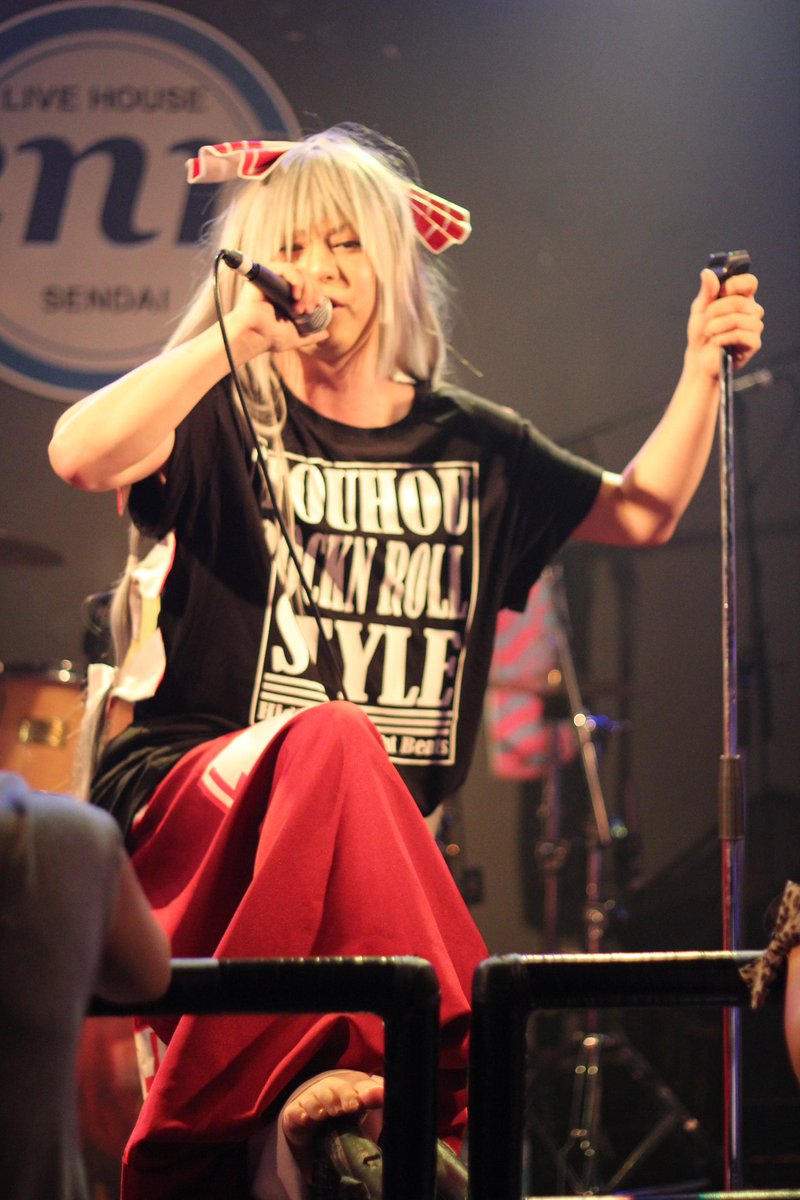 shmyy42's tweet photo. 今回のVo.陣は、HFeBのTシャツを着てステージに上がりました。個人的に結構気に入ってます^^
このTシャツが気になる方、いらっしゃいましたらリプください。
また作るかも…?
#シャリモン
#HFeB https://t.co/YxHEisBCTH
