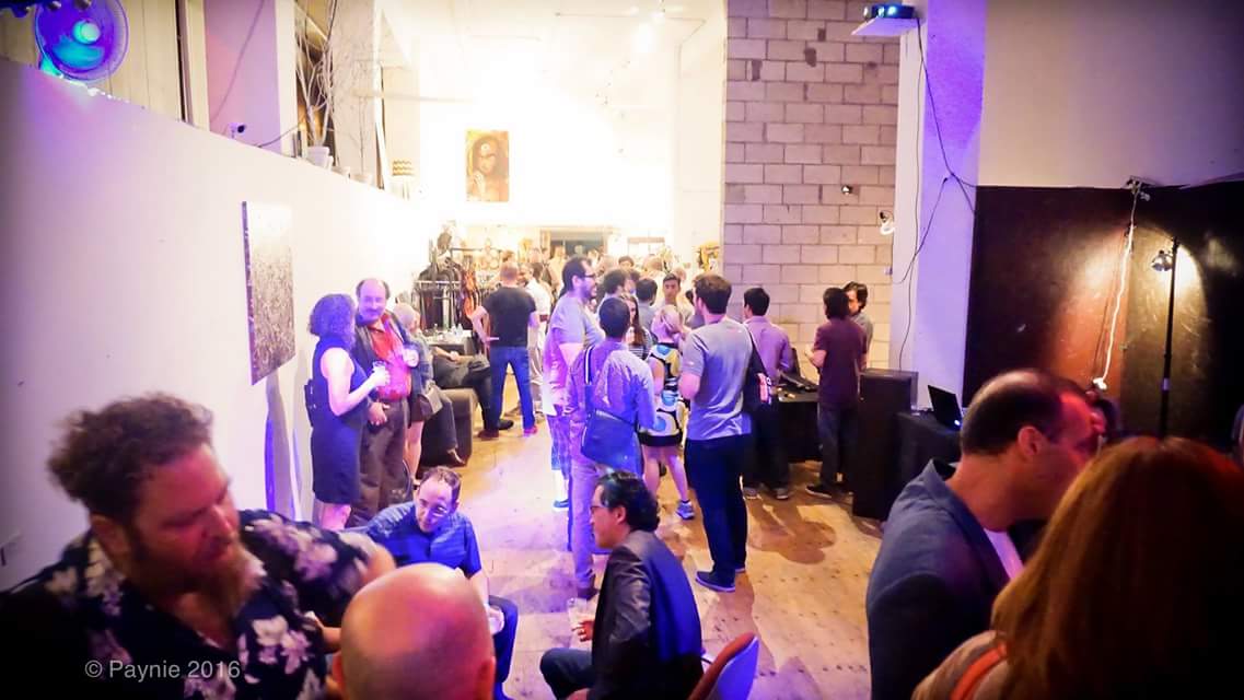 BecomeCGPro's tweet photo. Pics are up for #carnivalVR party post #VRLA mixer.   Thx for coming out! 
https://t.co/7fgYIp5jwy https://t.co/HWdr8cZBiH