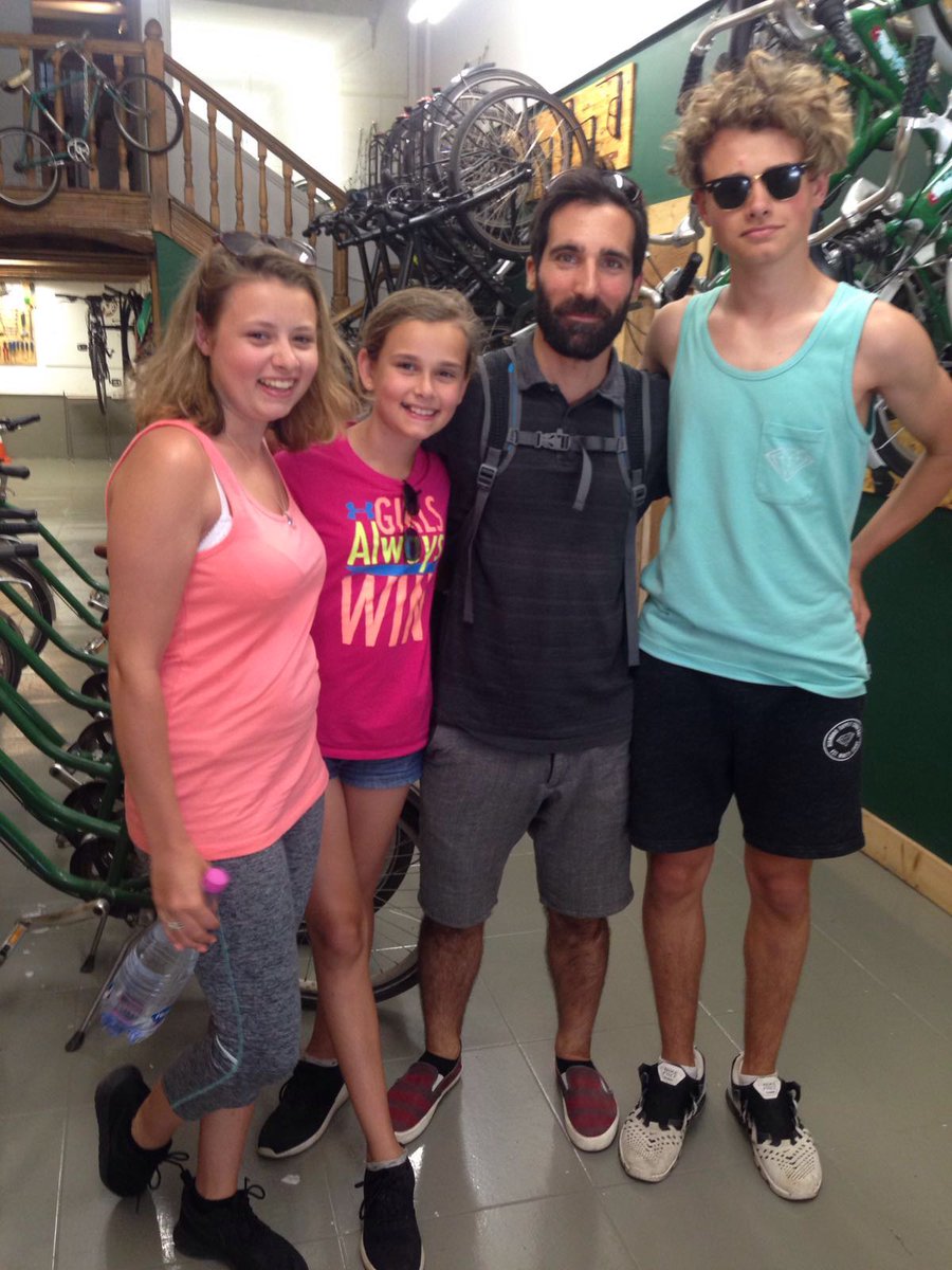 Steel_Donkeys's tweet photo. Discover the ins and outs of the "real" Barcelona by bike! #letsgo #motivation #cyclearound #localguide https://t.co/5XBfBwCh65
