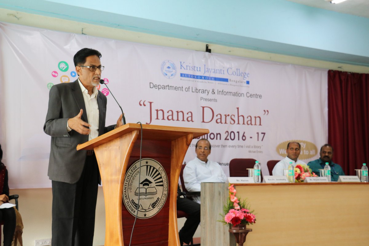 skshamasundara's tweet photo. It was my pleasure to open Annual Book exhibit @KristuJayanti99 College, Bengaluru @careerindiacom @OneindiaKannada https://t.co/hjtxZ8LQyO