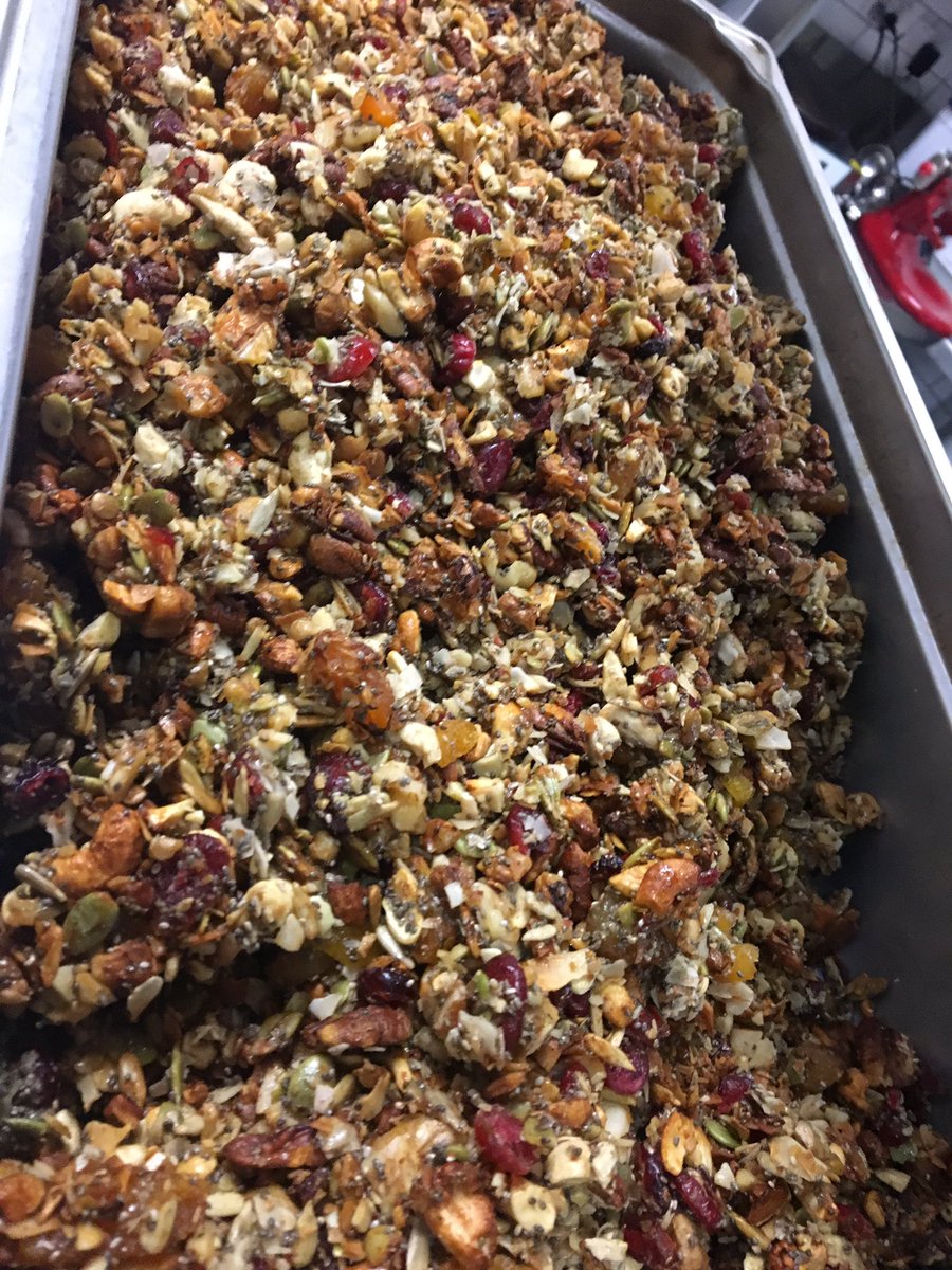 mitchcarter3's tweet photo. Never thought the day would come when I have to make bulk gluten free granola at work! #needsbacon #breakfastlife https://t.co/QZXPhgoDgs