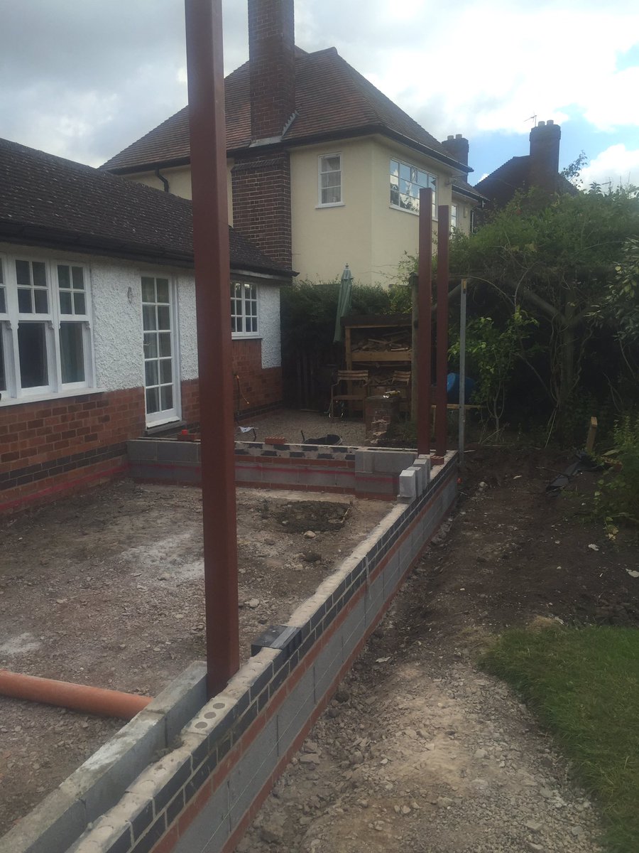 Footings in just awaiting the hardcore to turn up 👍🏼 more pics to follow