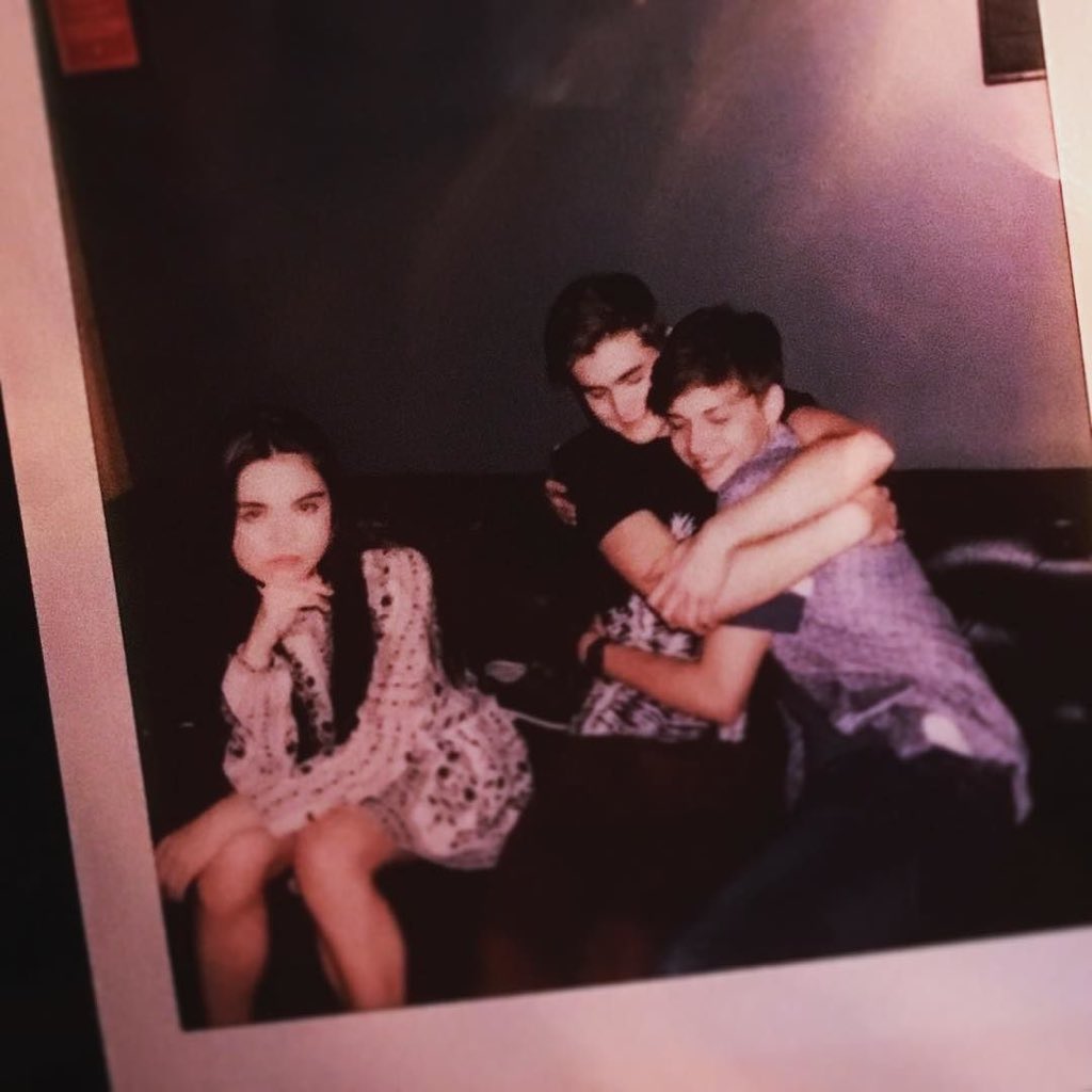 Posed before someone took a photo and now I see <a href="/Hi_Im_Naldo/">Naldo Montoya</a> and <a href="/barry_eisenberg/">Barry Eisenberg</a>  hugging in the background