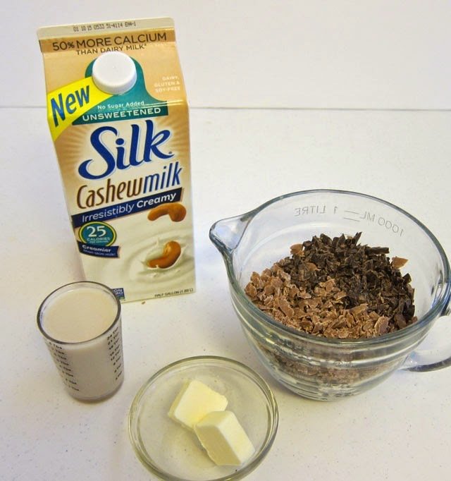amber_ali_1's tweet photo. #silk #SilkCrowd #sponsored https://t.co/iKK47CE3b9