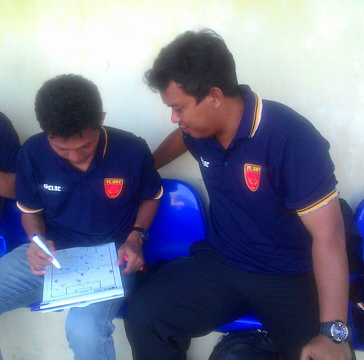 rembug taktik bersama <a href="/NovalAziz/">Qo'id Naufal A.A</a> <a href="/GunturCU/">Guntur Cahyo Utomo</a> #fcuny