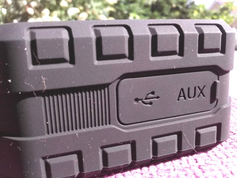 GadgetExplained's tweet photo. @Skivatech #SoundCube https://t.co/PXcQcE2J0J #BluetoothSpeaker #OutdoorSpeaker https://t.co/lGkORY1SfE