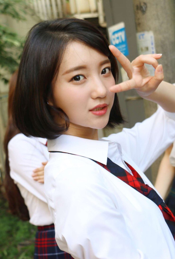 baebinnie_kr's tweet photo. 난 이제 죽어도 여한이 없다
#오마이걸 #OHMYGIRL #여름동화 #비니 #Binnie https://t.co/gDBZYa2Izd