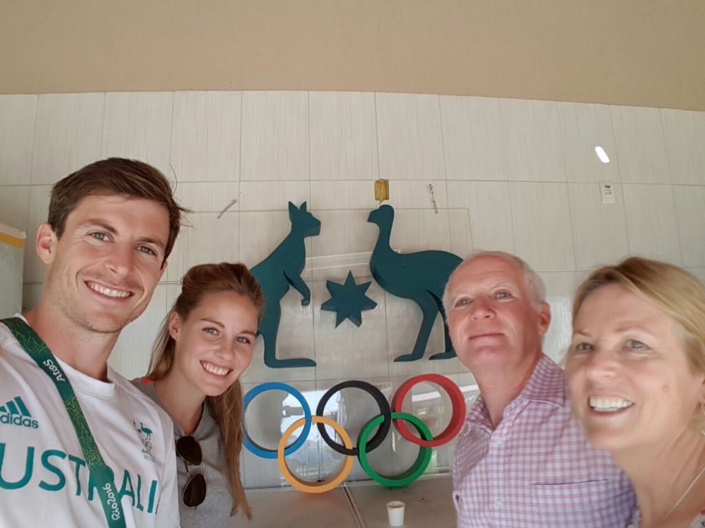 Adrian Tinkler tweet media