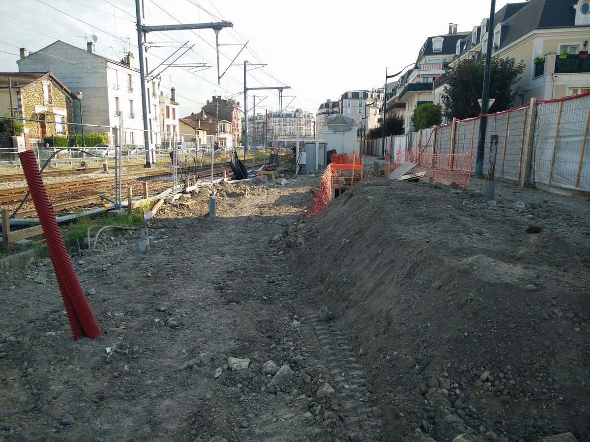 itif_travaux's tweet image. Sous station et shelter en cours de construction à Livry Gargan pour le prolongement du T4 #travauxdete #engagement