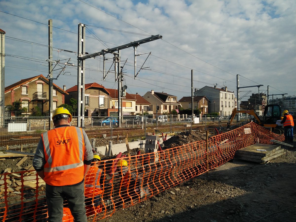 itif_travaux's tweet image. Sous station et shelter en cours de construction à Livry Gargan pour le prolongement du T4 #travauxdete #engagement