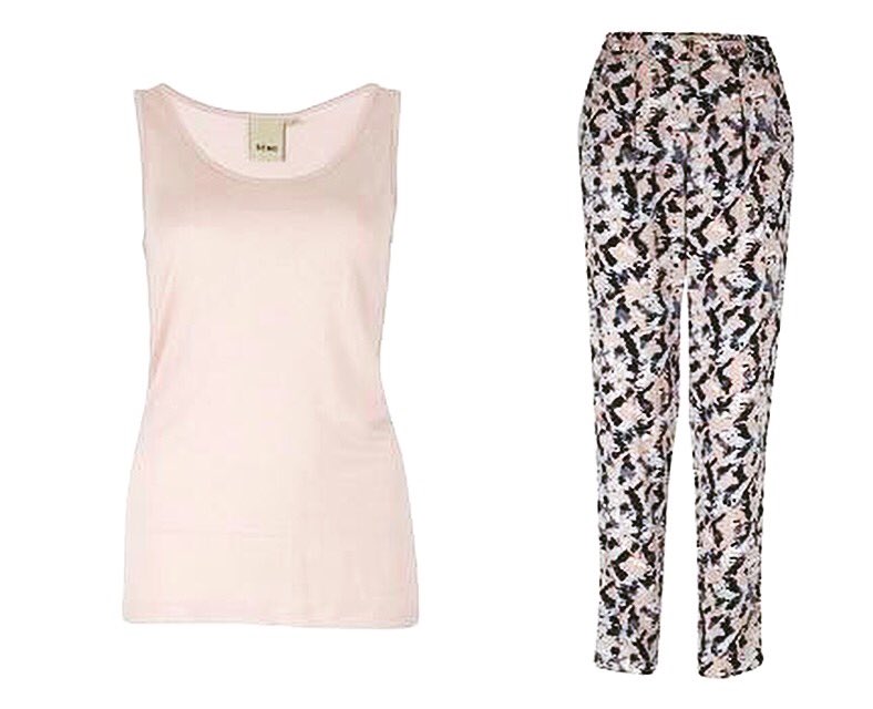 aluna_j's tweet photo. Crazy sale prices online now - ICHI top now £6 and ICHI trousers £20!! Take a peek now 👉🏻 https://t.co/16RRjHLni1 https://t.co/yl3hw7leO3
