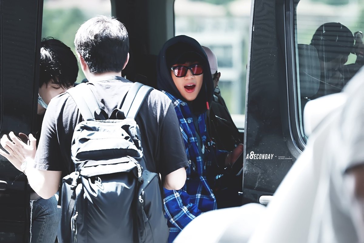Aseconday_0502's tweet photo. HQ160707 LGA 
#뱀뱀 #BamBam #갓세븐 #GOT7 
@BamBam1A  (∩_∩) https://t.co/aTe4m4wjC5