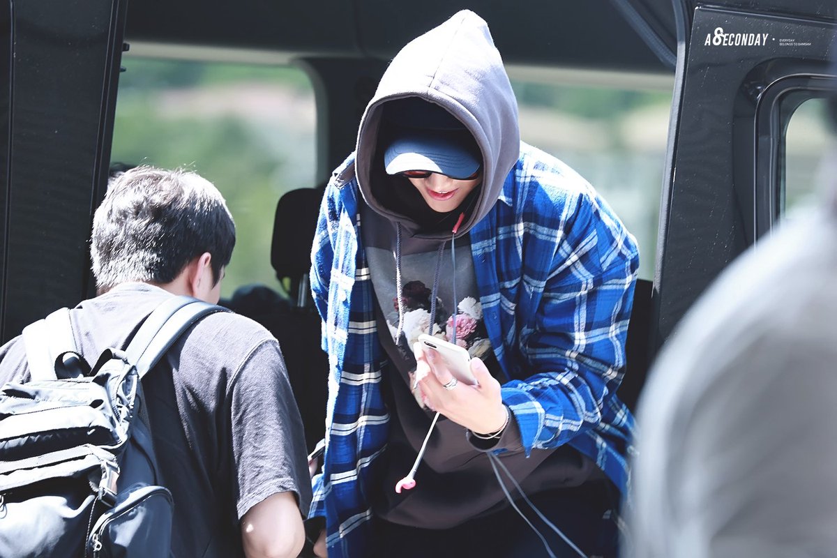 Aseconday_0502's tweet photo. HQ160707 LGA 
#뱀뱀 #BamBam #갓세븐 #GOT7 
@BamBam1A  (∩_∩) https://t.co/aTe4m4wjC5
