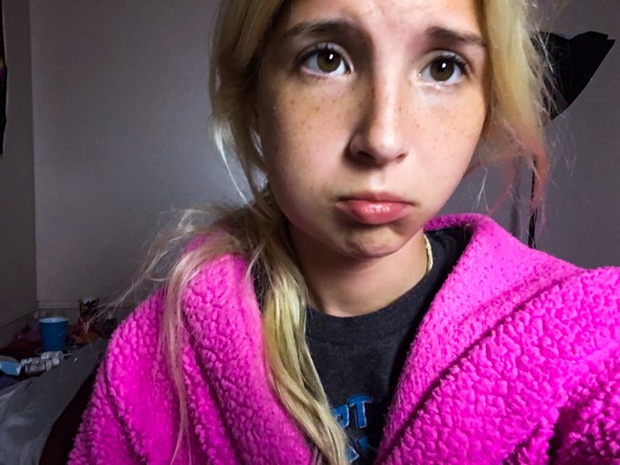 So this is Day 2 of Chipmunk Piper. #missingrealfood #allnatural 😂😭🙈 https://t.co/oBNmE7Han8<a href="/tag/missingrealfood"class="tags">#missingrealfood</a><a href="/tag/allnatural"class="tags"><span>#allnatural</span></a>