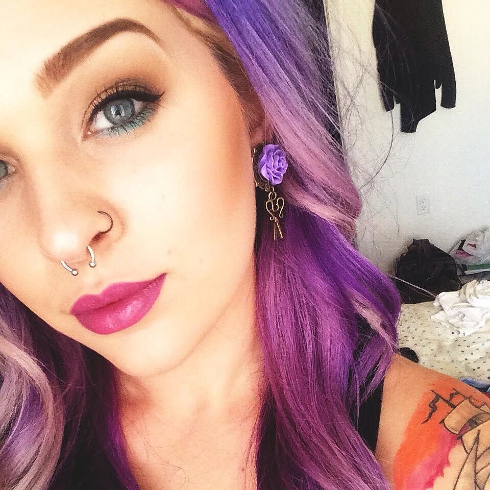 My_Pierc's tweet photo. Cute Septum Girl #septumgirl #septumgirls #piercedgirl #piercedgirls #piercinggirl #piercinggirls #piercingsgirl #p… https://t.co/PbTyuhUKZe