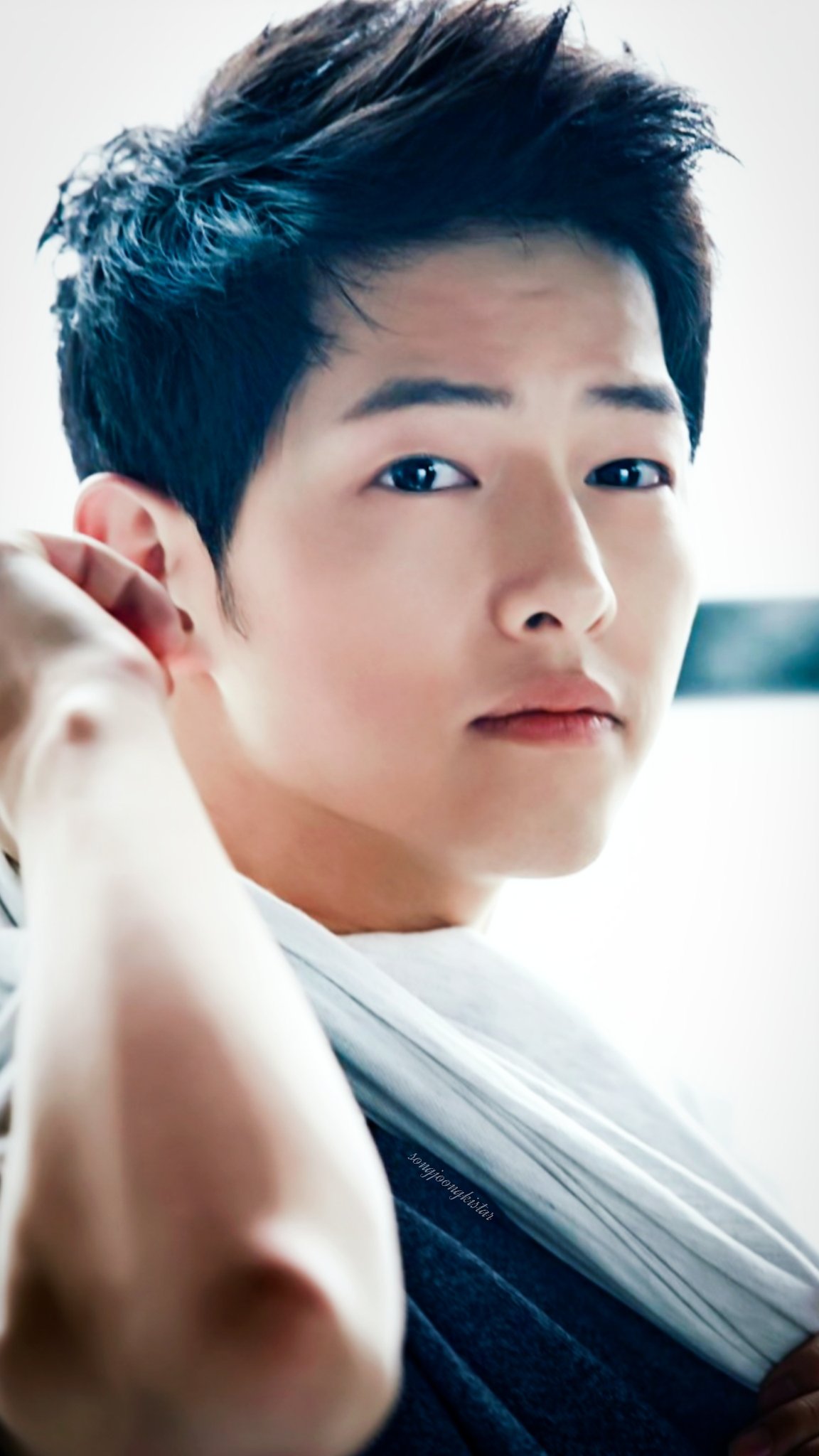 D K Wallpaper 송중기 宋仲基 ソンジュンギ Songjoongki Yoosijin 유시진 태양의후예 Descendantofthesun 太陽的後裔 太陽の末裔 Bigboss 빅보스 T Co 0l3ra0hrab Twitter