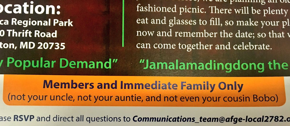 YWaitEatCupcake's tweet photo. Job having a family picnic and I cant stop laughin at the part in orange 😂😂😂😂😂 https://t.co/1KjALMcqAy