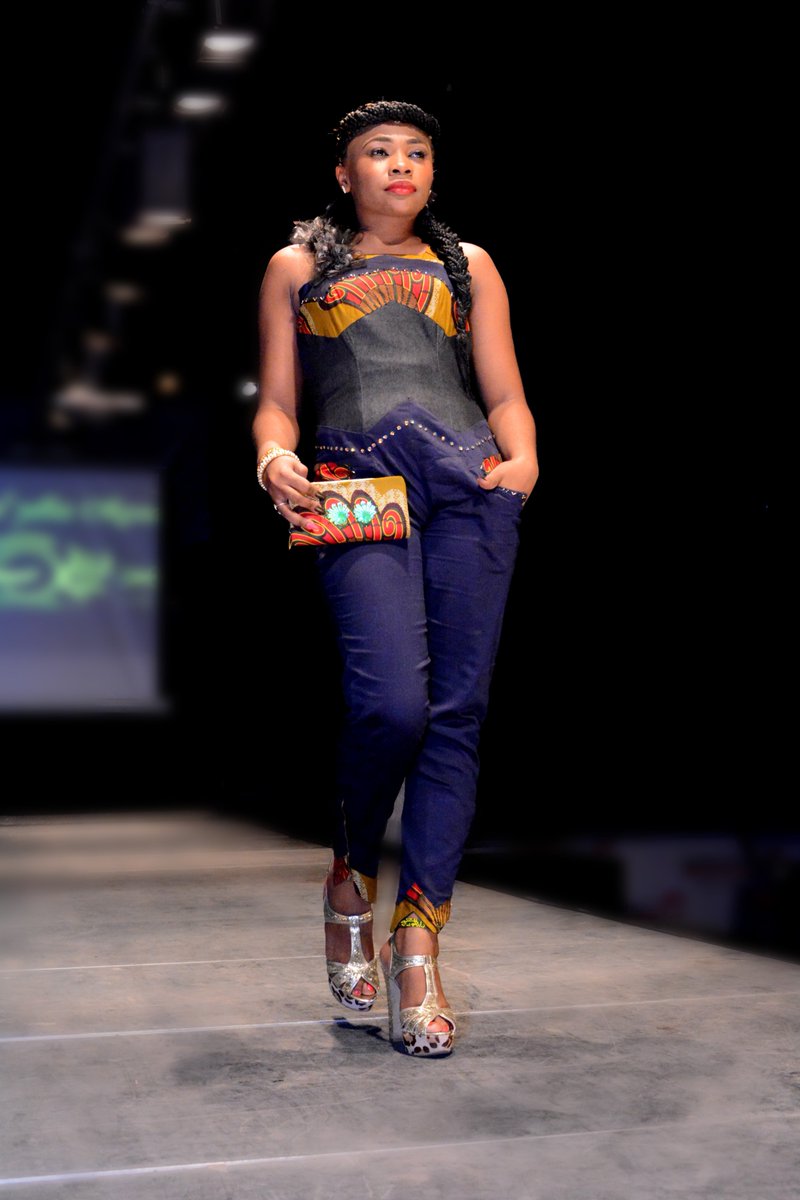 foola_style's tweet image. #FASHIONEVENT #ABC_COLLECTION #LYDIAOKOSSA #KINSHASA