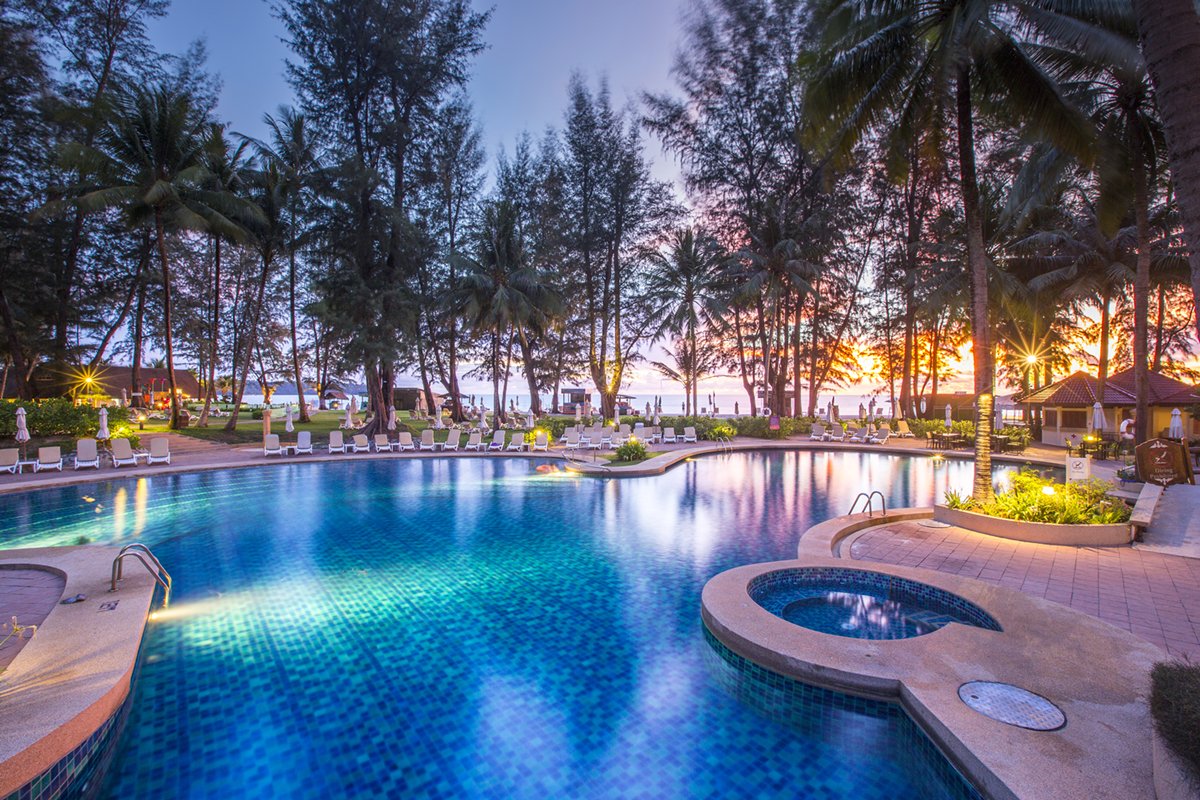 DusitPhuket's tweet photo. Swim in the paradise!
#vacations #swimmingpool #pooltime #relaxing #sparklingpool #phuket
https://t.co/rboGh5slmU https://t.co/UGtAPNiMwd