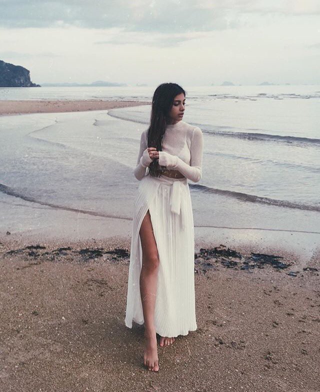 "A women's greatest asset is her beauty." - A. Comfort  <a href="/ruslanagee/">Quinn R</a> #style #beauty #travel #bloggerproject #summer