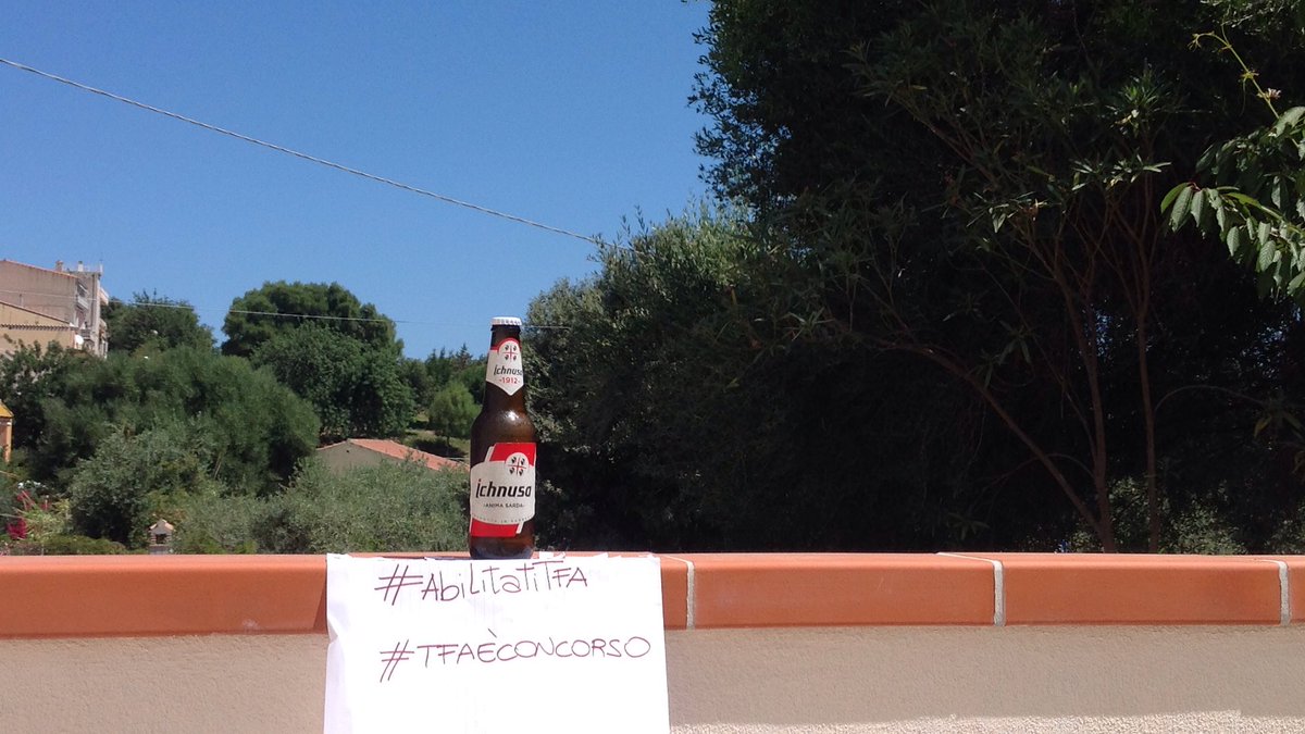 elibona's tweet photo. #abilitatiTfa #finoallultimoTieffinoinRuolo non molleremo mai @matteorenzi @SteGiannini @Corriere @repubblicait https://t.co/qD09yPJ4wn