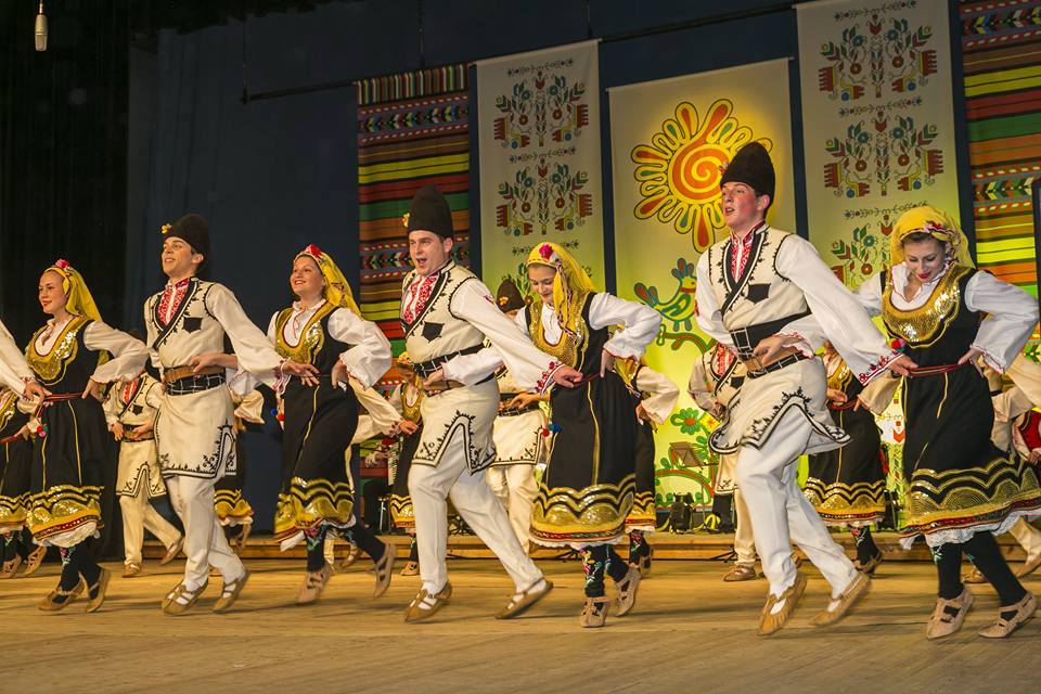 CinetecaSLP's tweet photo. BULGARIA DANZA ENSEMBLE RAZVITIE
JUEVES 11 AGO
12:00HRS
EVENTO GRATUITO #SLP #ParaAgendar #DisfrutoCinetecaAlameda https://t.co/ZP4bjnZ01P