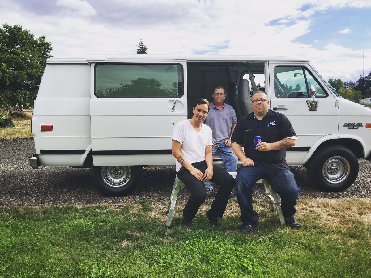 isaacturnerit's tweet image. #bandvan