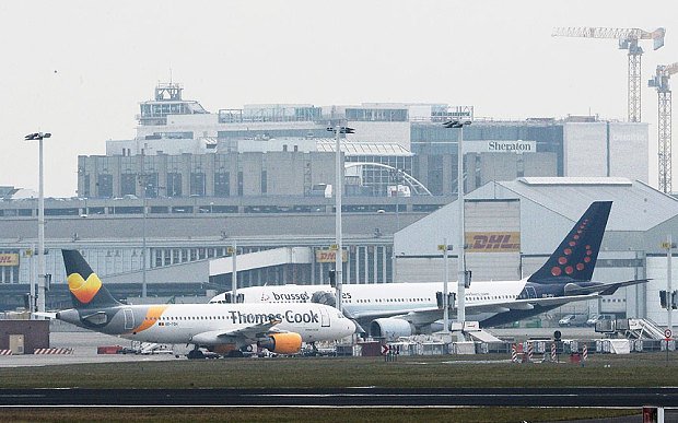 journalero's tweet photo. Reportan amenazas de bomba en dos vuelos que están por aterrizar en #Zaventem #Bruselas https://t.co/PO8dA5rVfD