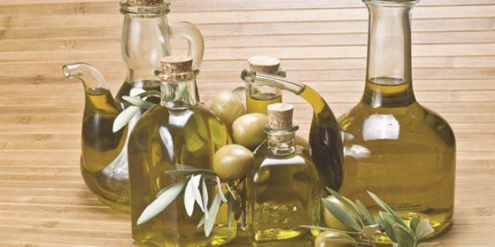 celestektaylor's tweet photo. Just a Jar of Oil https://t.co/R8VydoKfDa https://t.co/KDQTtiSPcN