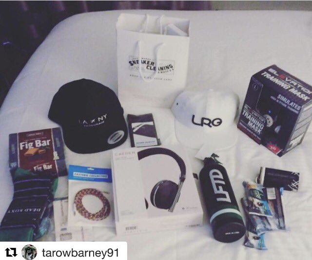 Tks to <a href="/CaedenOfficial/">CAEDEN</a> @JasonMarkk <a href="/FireFold/">FireFold</a> <a href="/NaturesBakery/">Nature's Bakery</a> <a href="/EasternCo/">EASTERN COLLECTIVE</a> 4 hooking up <a href="/nyjets/">New York Jets</a> @TarowBarney #entourage