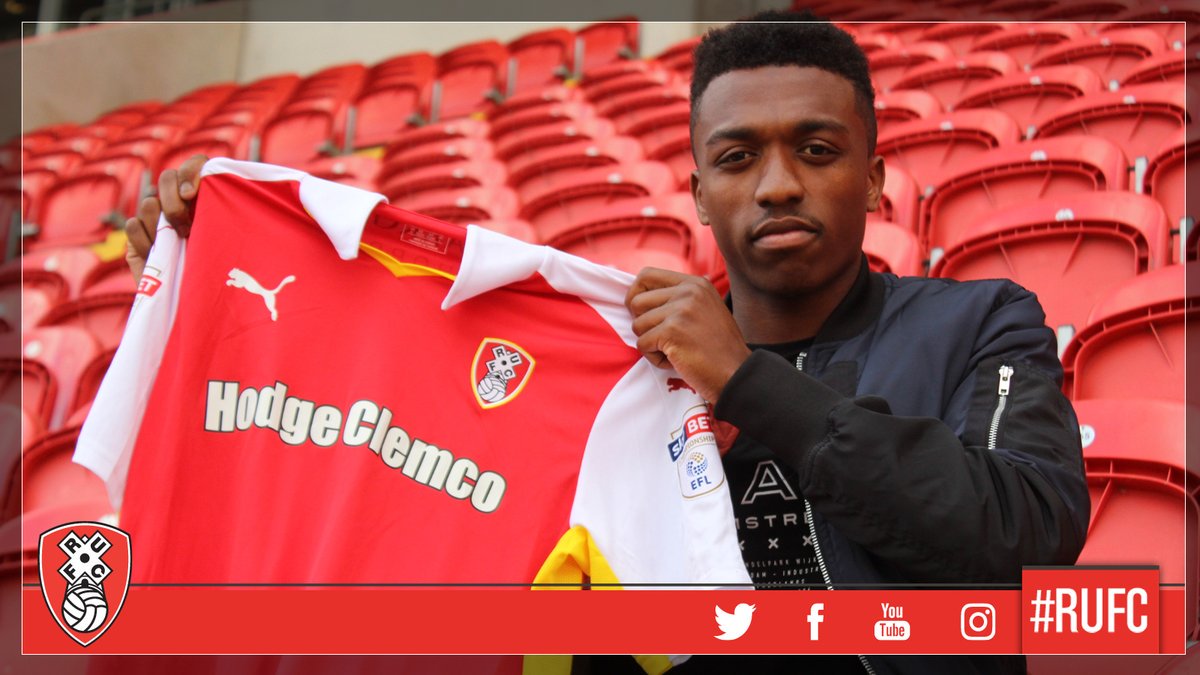prodnose's tweet photo. Look! Arsenal have signed someone! Oh no wait...that's Rotherham isn't it. As you were @piersmorgan https://t.co/uWNb0eiQNB