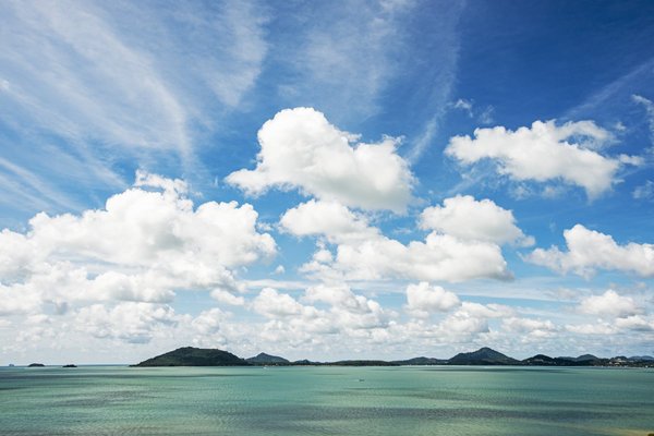 COMOHotels's tweet photo. How would you caption this view at #PointYamu? #COMOHotels #AndamanSea #Phuket https://t.co/0JtL6jdhTV