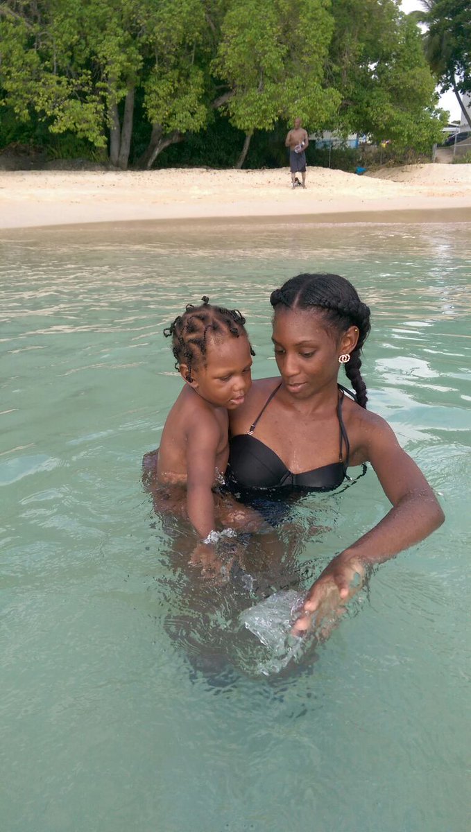 _MhizzShorty_'s tweet photo. Baby had his first sea bath on Sunday ☺😍 https://t.co/KYyxMF1u9o