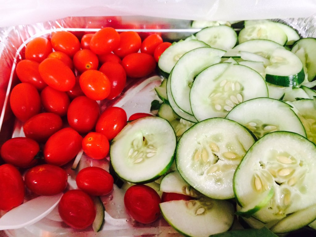 thatkdesign1211's tweet photo. 1211 is all about healthier choices during our Health Challenge! Salad bar on deck🌿🍅🍉🍇 @HolterC https://t.co/q3Y7nt5VDb