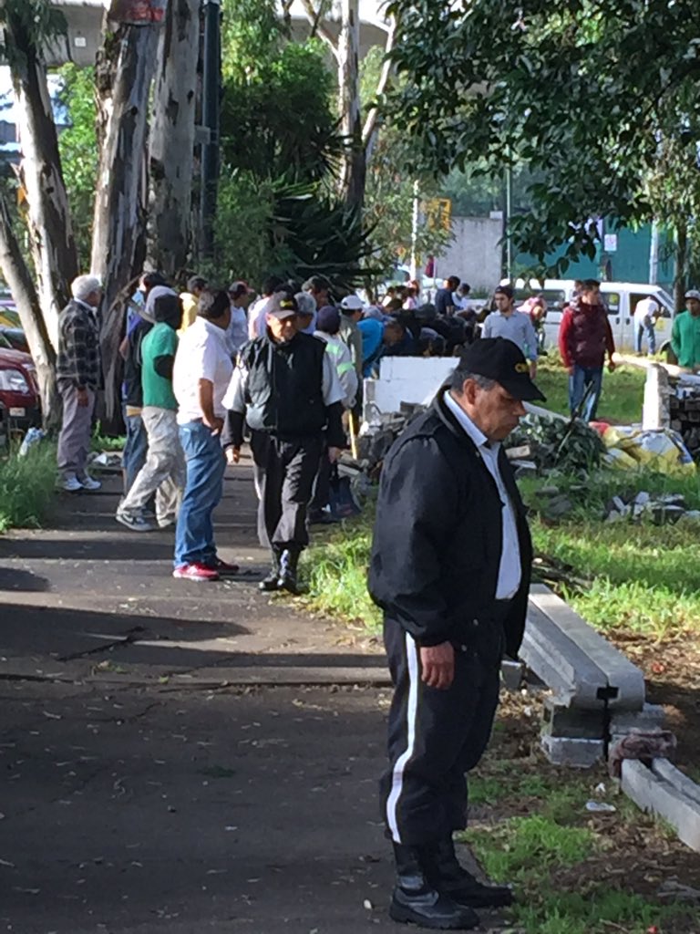 ctm6unidos's tweet photo. @RectoriaUNAM una vergüenza para la sociedad que gente de AAPAUNAM quiera invadir un predio que le pertenece a todos https://t.co/WRrHDgDMWE