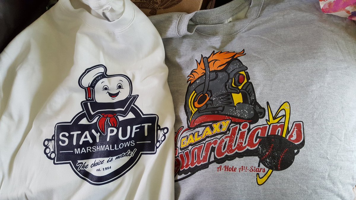 pauliecorleone's tweet image. @DarkBunnyTees 2 day early birthday pressies. #lookingforwardtowinter