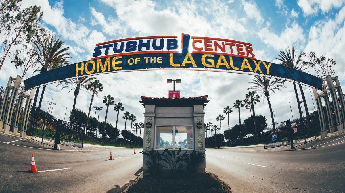 LAGalaxy's tweet photo. 😍😍😍

Here's everything you should know before heading out to @StubHubCenter tonight: https://t.co/urEEeFQqpu #LAvDAL https://t.co/TxVoFaZoWX