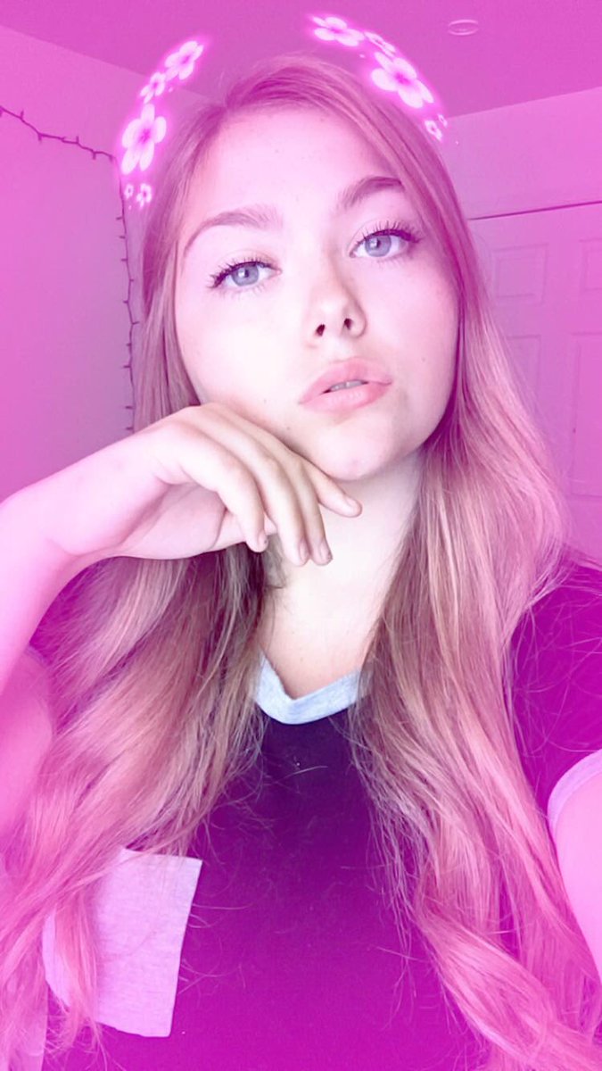 settledowntana's tweet image. #SelfieForSDK 💖