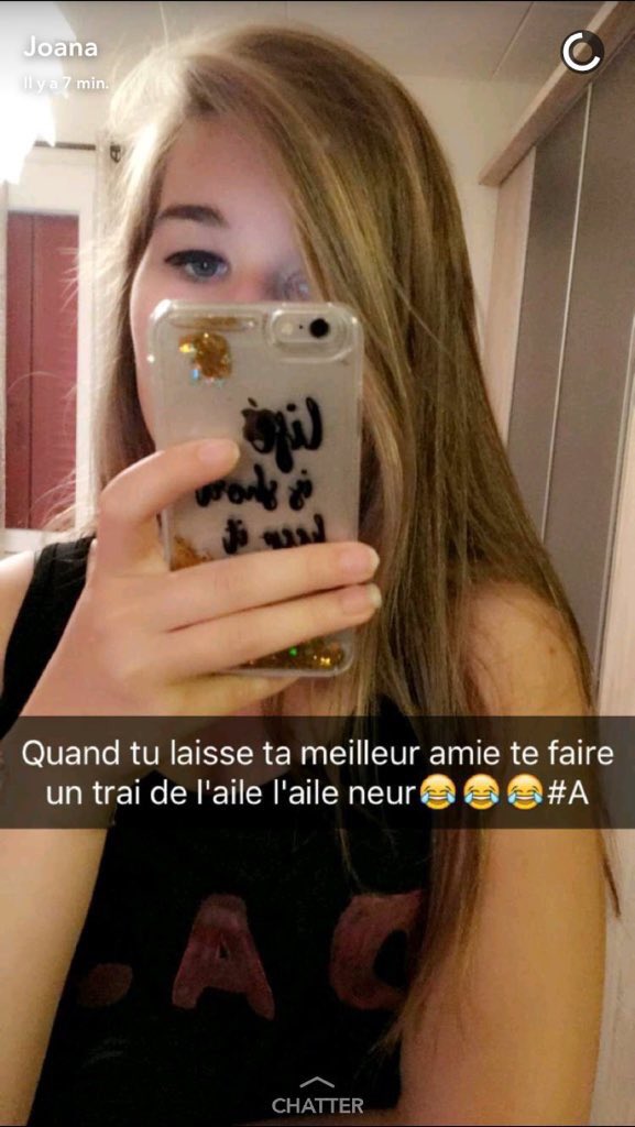 sitebarbanews's tweet photo. un trait de??? https://t.co/CLwojc5DcC