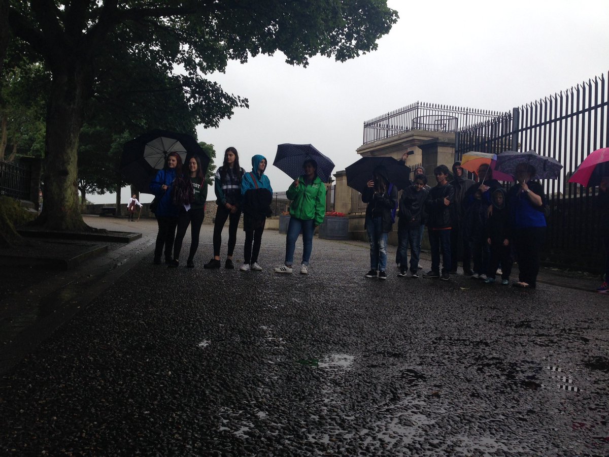keirontourish's tweet photo. Despite the weather there are plenty out enjoying maiden city festival https://t.co/0uz4BWVVLw