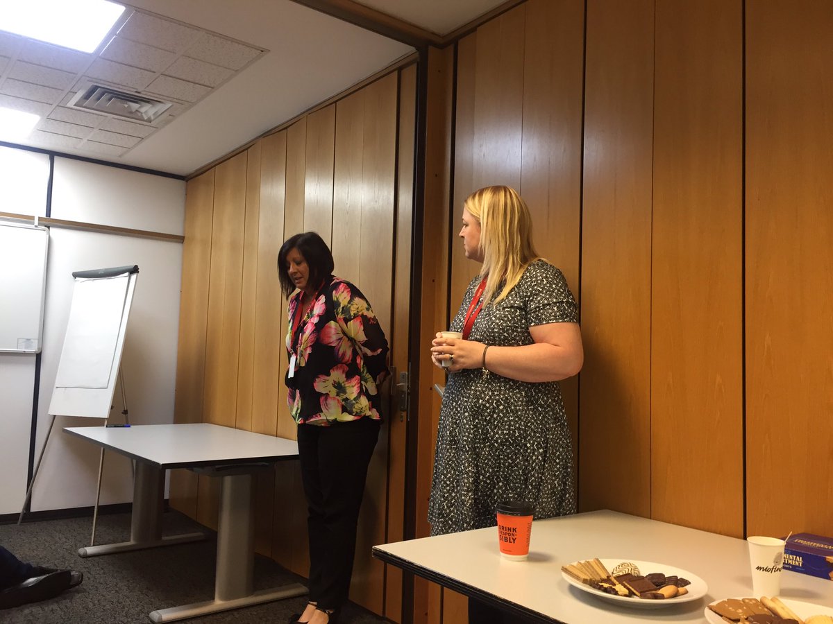 anneclairevn's tweet image. Full house, great presentation by @ukpenguin &amp;amp; #PhilippaWinter hosted by @CSC_YoungProfs #superpower #cscdiversity