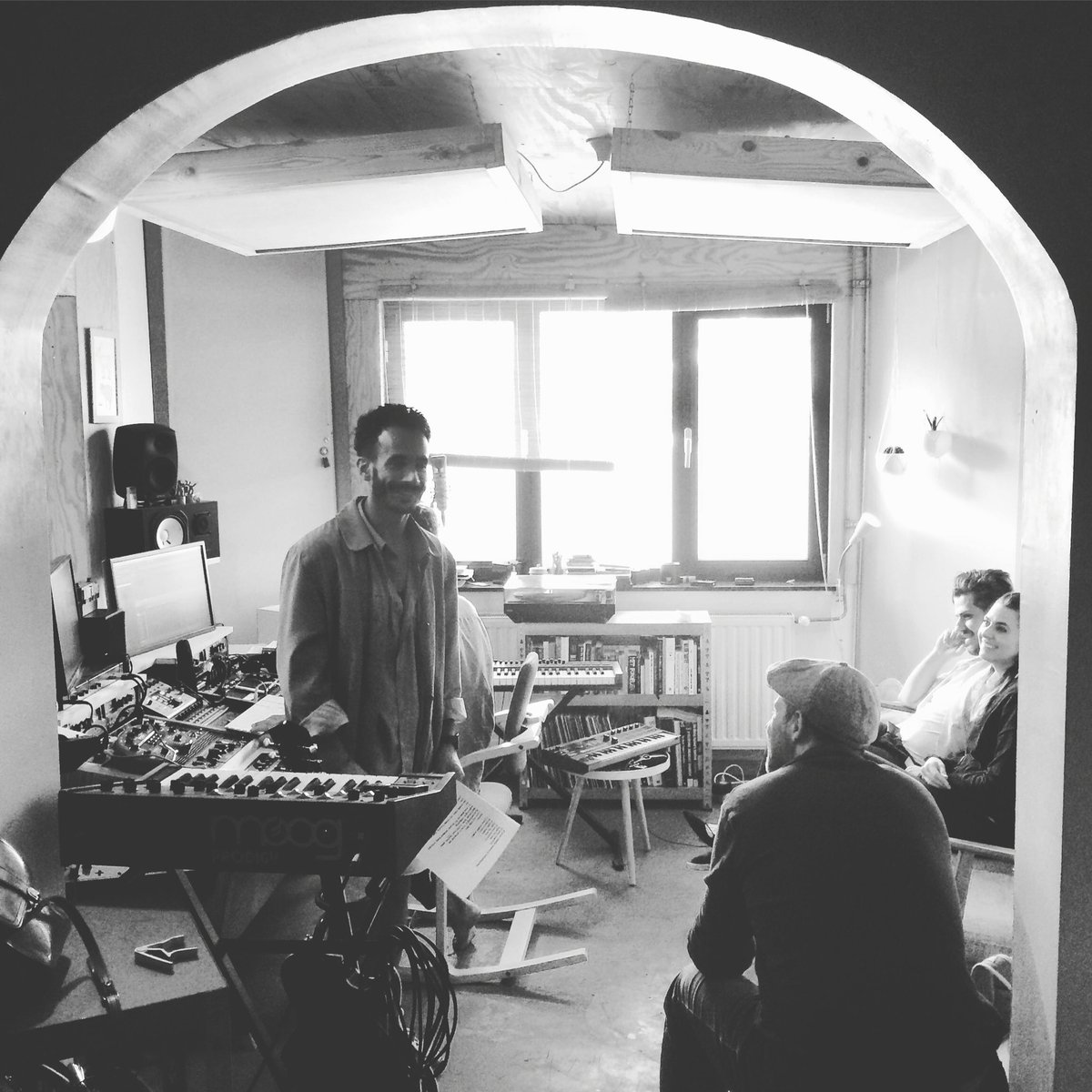willknoxmusic's tweet photo. Back in 🇧🇪 writing with @adilandaka @ShotgunFakes #sputnikstudio #pam❤️tetris https://t.co/W6svSUI3Qm