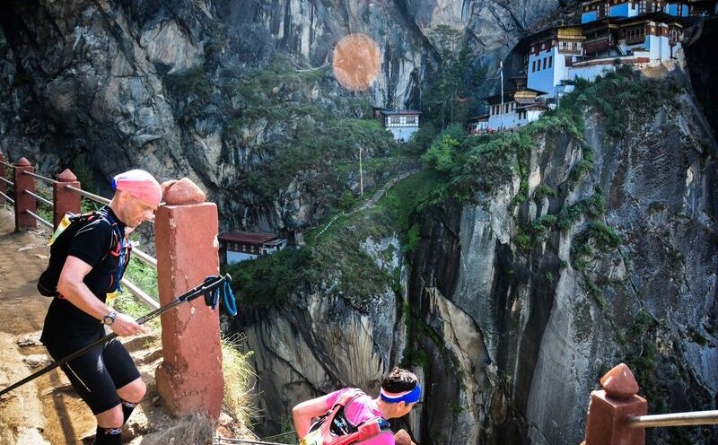 runnersworldnl's tweet photo. 200 kilometer afleggen in het Himalaya-gebergte: het kan tijdens 'The Last Secret'-ultrarun. https://t.co/zd6IPISNmK https://t.co/yi77ZQzrqm