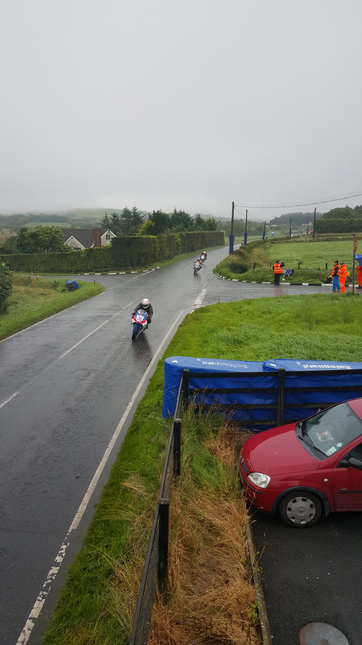 fourche - [Road Racing] UGP 2016 - Page 2 CpgFCWdWAAAa1rM