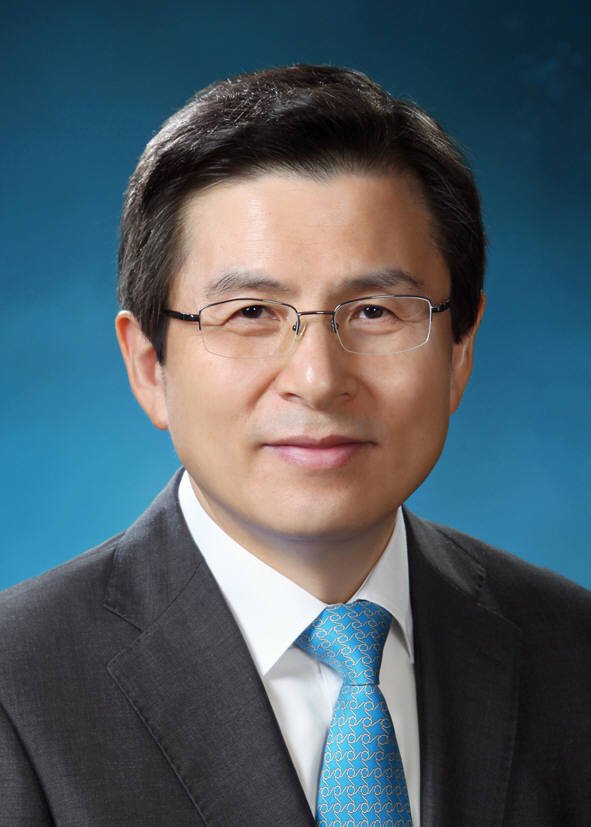 애국보수의 시대적 사명은 황교안 총리를 대한민국19대 대통령 만드는거다.하늘 두쪽나도 절대 대한민국을 좌경화시킨 친북좌파수장 김대중 노무현 패거리 더불어붉은당 좌파정권이 들어서서는 안된다.문재인 절대 안된다.