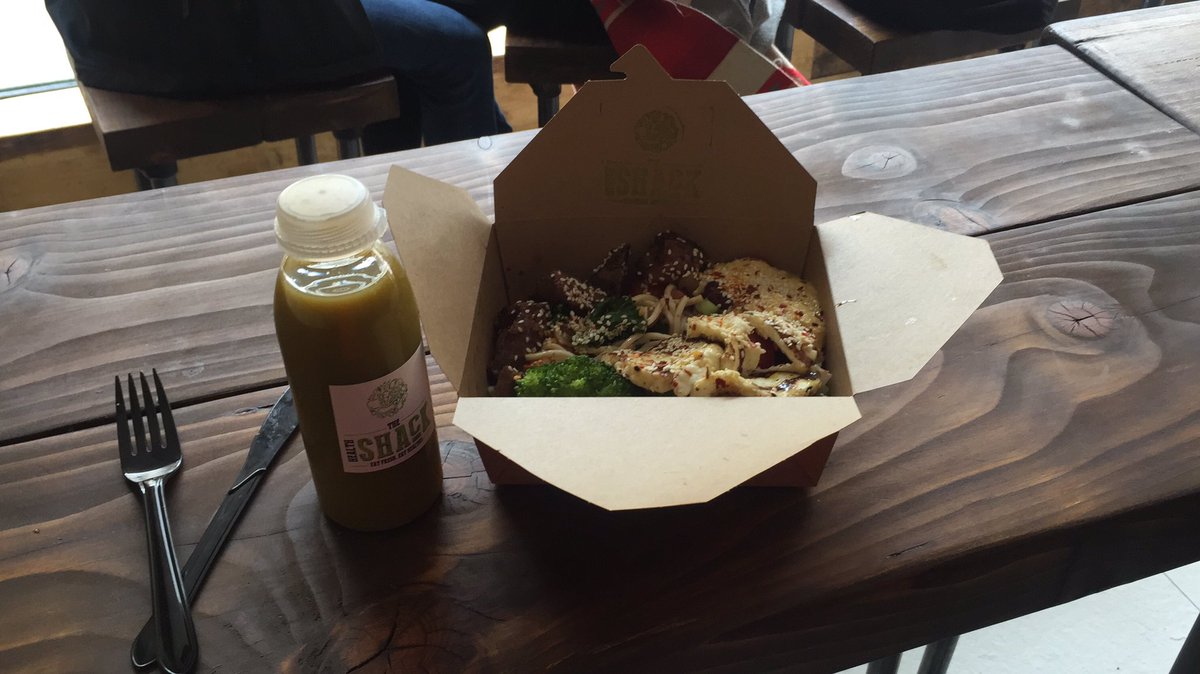 conalp86's tweet photo. #TheHealthShack in Preston is unreal!! Went for steak.. The boys done good! 👌🏻 https://t.co/HJQB3B0Ql6