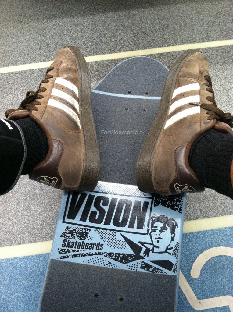 ErikSarni1's tweet photo. #FreshDeck #SkateLA #DTLA 🚃 #VisionSkateboards #SkateLife #SkateEveryDamnDay #MarkGonzales #Adidas #LACityHall 🏤 https://t.co/EFbpwu6Hc2