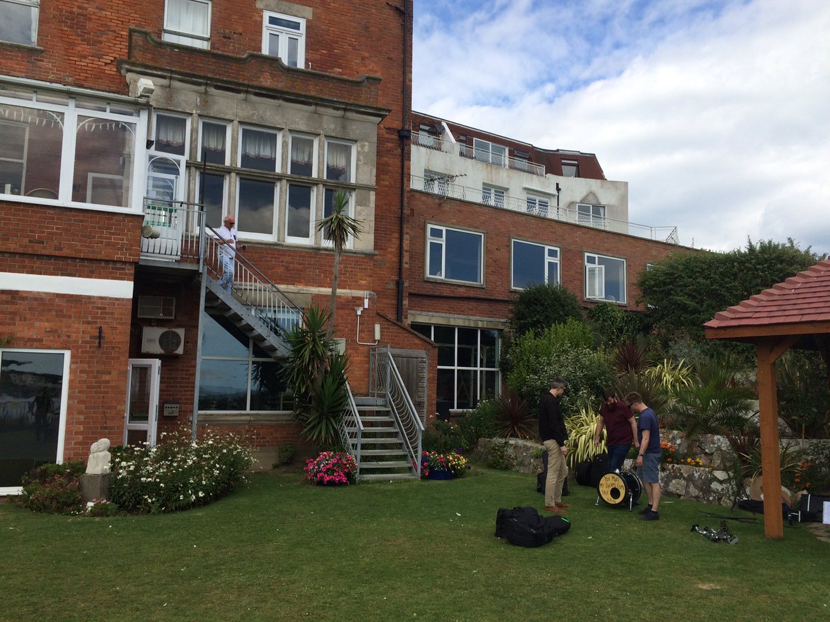minghamj's tweet photo. Thee single spy reunion show set up in swanage https://t.co/f261hWTuGf